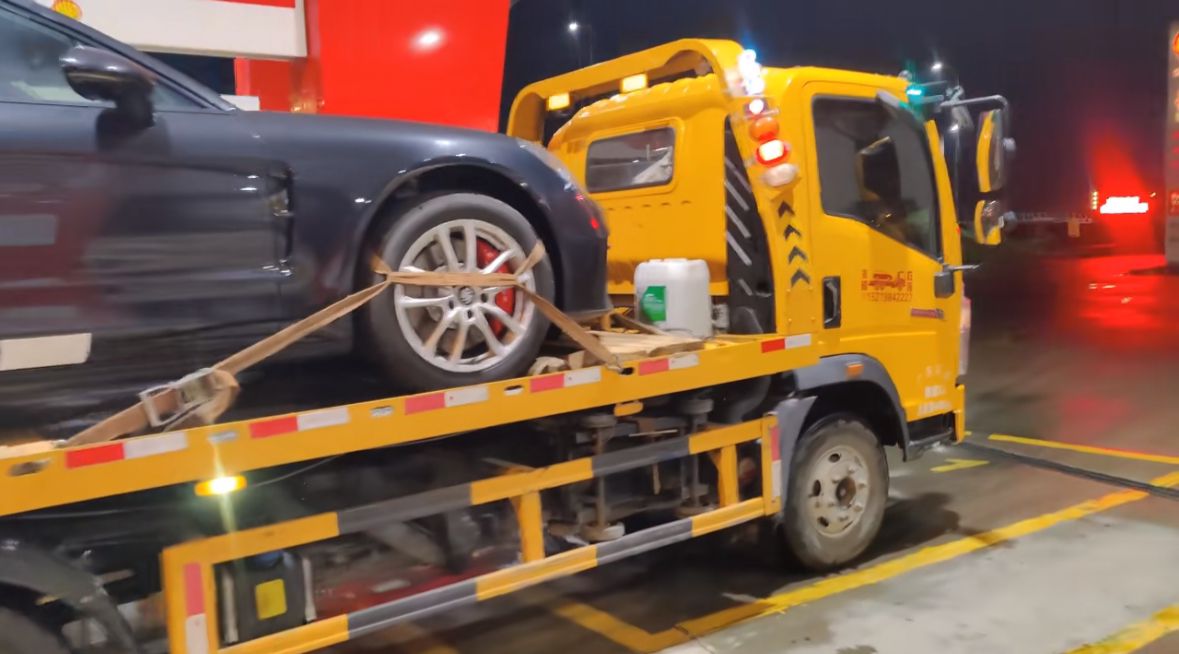 葫芦岛行车途中遇到突发状况该如何呼叫道路救援？